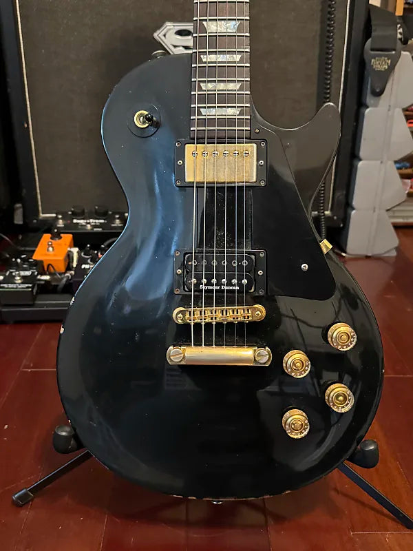 2001 Gibson Les Paul Studio Guitar Ebony w/ Gold Hardware